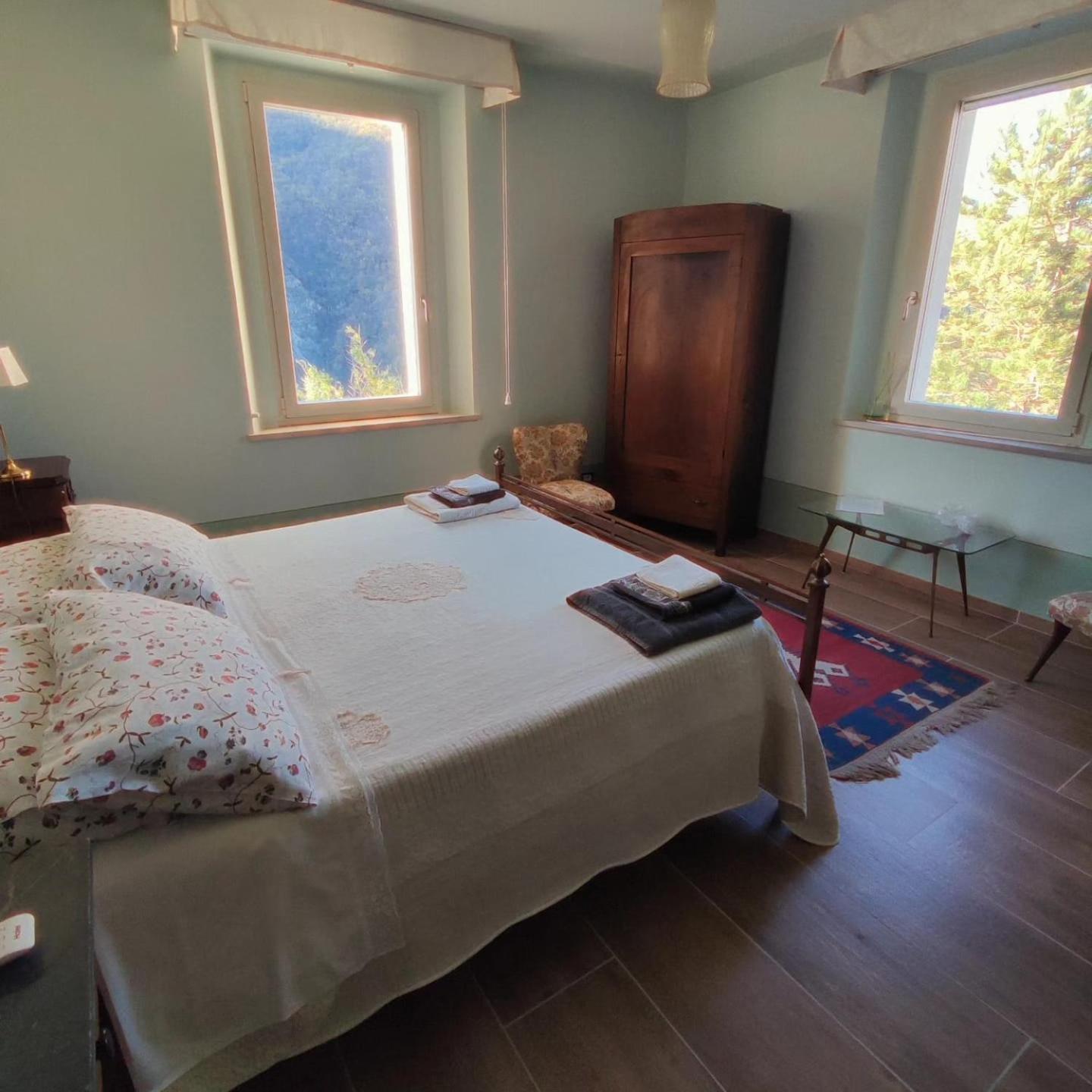 Cantoquinto Bed And Breakfast Fivizzano Exterior photo