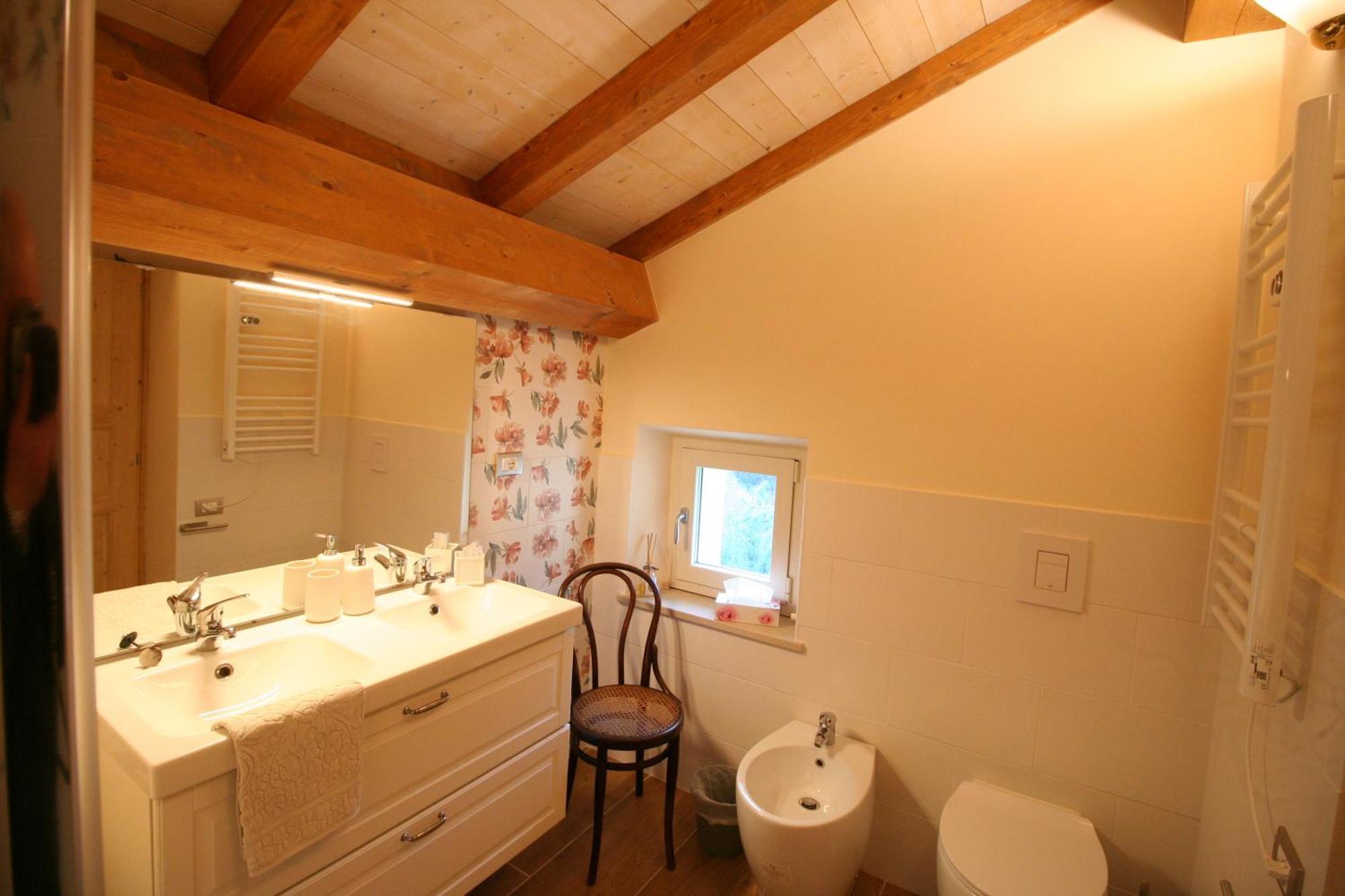 Cantoquinto Bed And Breakfast Fivizzano Exterior photo